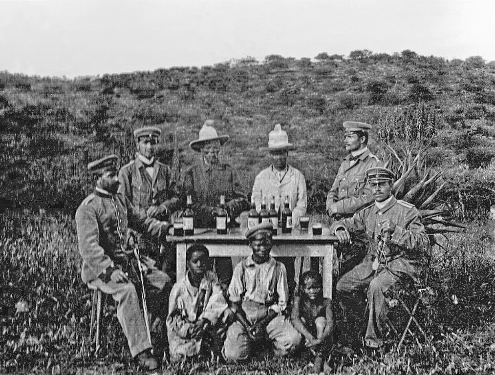 Hendrik Witbooi in a photograph with some soldiers and children