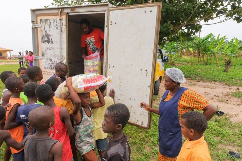 Meet ELIJAH ADDO - The Gourmet Chef Who’s Feeding Ghana's Poor While Reducing Food Waste (His Food Bank Is Now the Largest in West Africa and Has Distributed 3 million Meals Since 2015) - African Leaders Magazine 