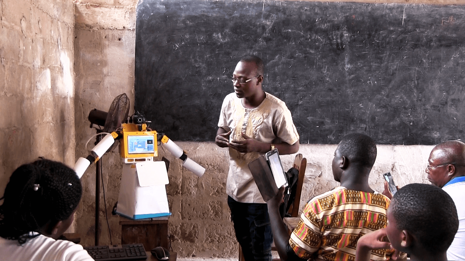 SAM KODO, The Computer Whizz from Togo Who Built His First Robot at Age Seven - African Leaders Magazine