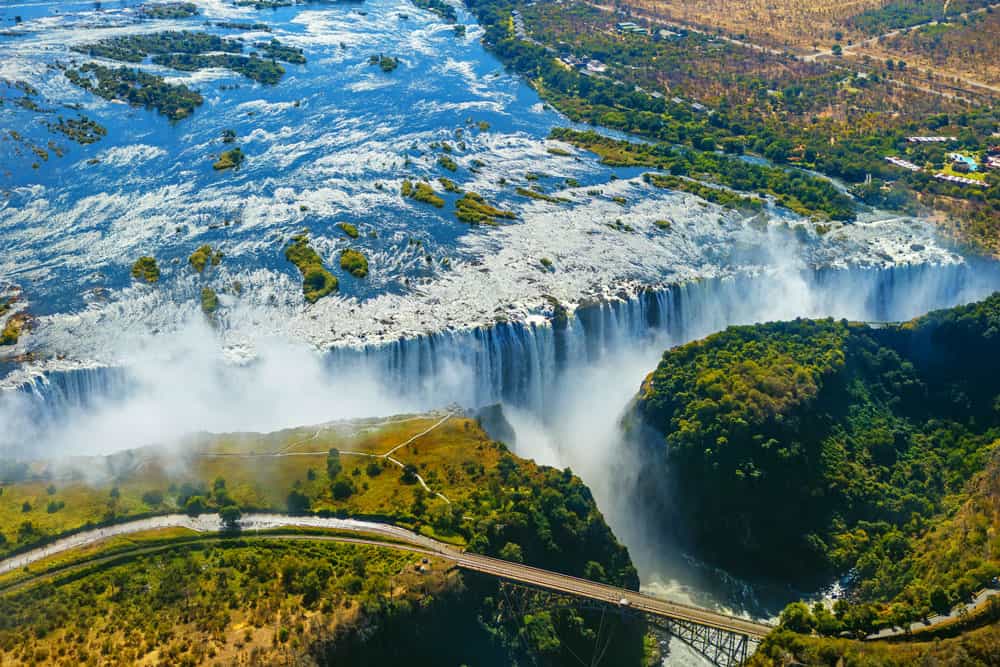 VICTORIA FALLS (ZAMBIA – ZIMBABWE) – The World’s Largest Waterfall - African Leaders Magazine